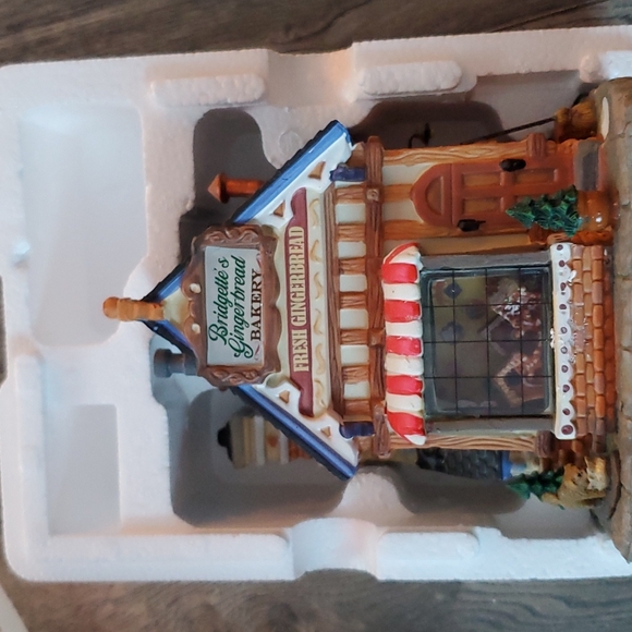 Lemax bridgette's gingerbread bakery - Picture 3 of 8